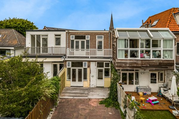 Deutzstraat 15, Oegstgeest