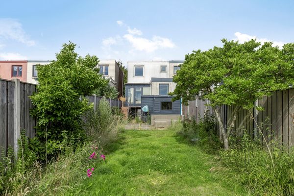 Vrouwenweg 25, Leiden