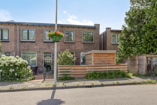 Vrouwenweg 25, Leiden