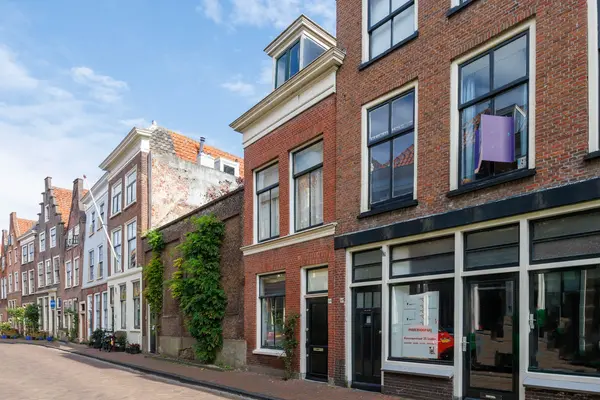 Langebrug 38, Leiden