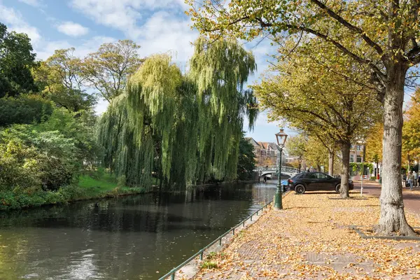 Langebrug 38, Leiden