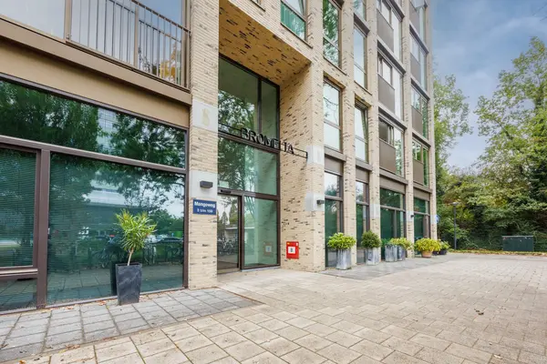 Mangoweg 105, Leiden