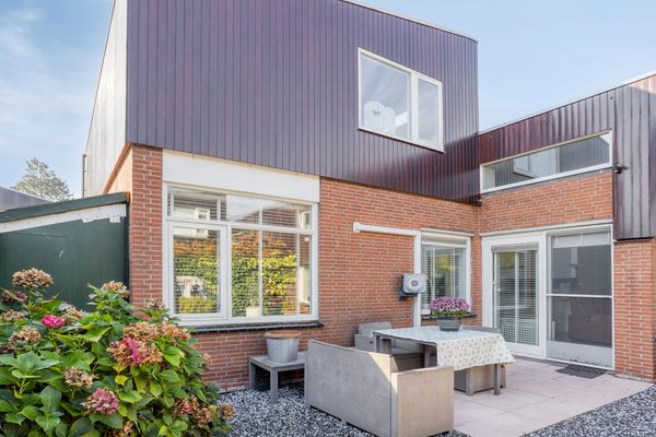 Saffraantuin 2, Leiden