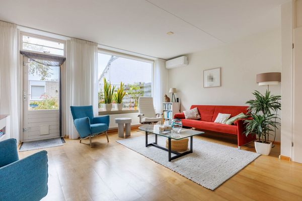 Schapenweide 28, Leiderdorp