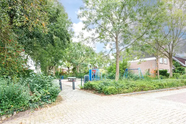 Schapenweide 28, Leiderdorp