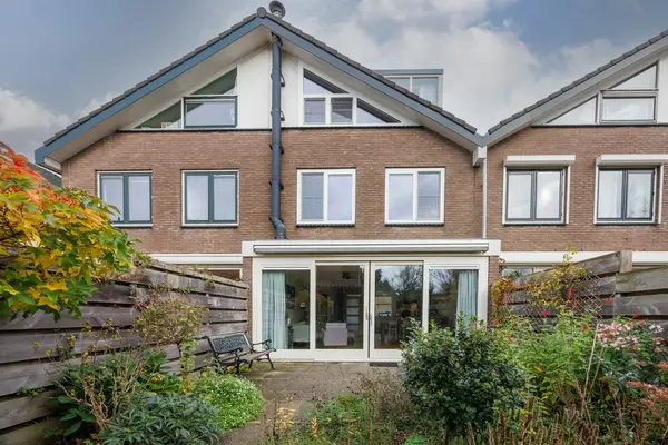 Lauwerbes 3, Leiden