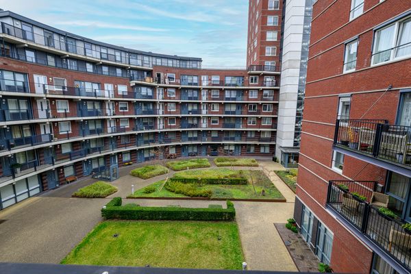 Ommedijk 64, Leiderdorp