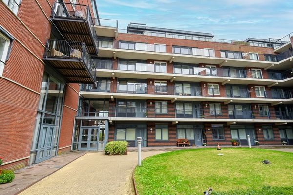 Ommedijk 64, Leiderdorp