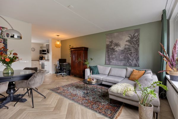 Reiger 48, Zoeterwoude