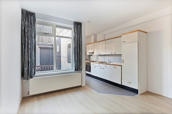 Bloemstraat 8, Leiden