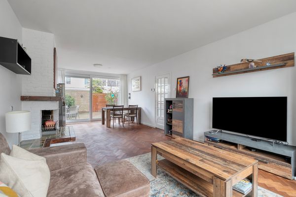 Nicolaas Maeslaan 7, Oegstgeest