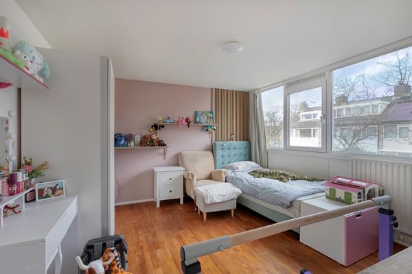 Nicolaas Maeslaan 7, Oegstgeest