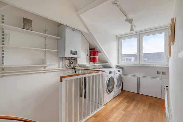 Nicolaas Maeslaan 7, Oegstgeest