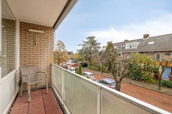 Nicolaas Maeslaan 7, Oegstgeest