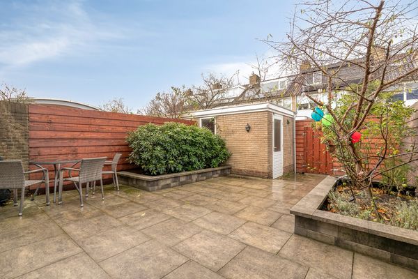 Nicolaas Maeslaan 7, Oegstgeest