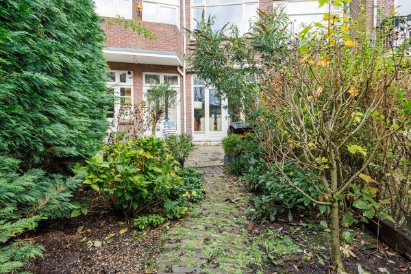 Hoge Rijndijk 97, Leiden