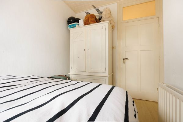 Hoge Rijndijk 97, Leiden