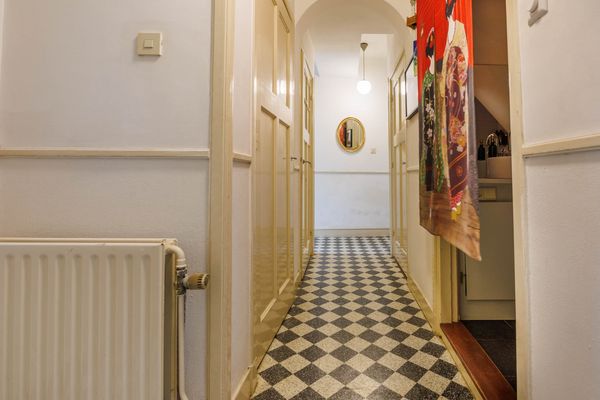 Hoge Rijndijk 97, Leiden