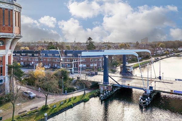 Hoge Rijndijk 97, Leiden