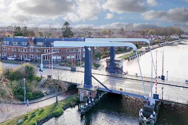 Hoge Rijndijk 97, Leiden