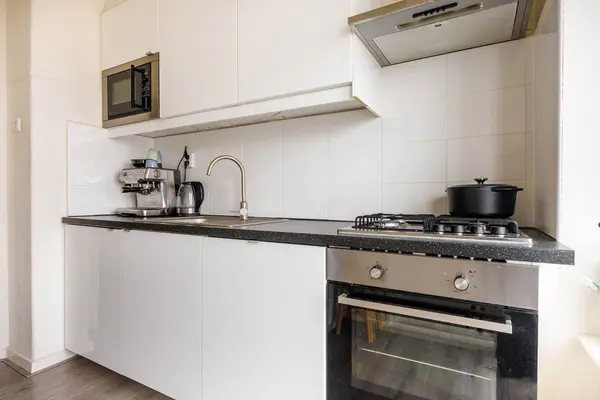 Churchilllaan 66, Leiden
