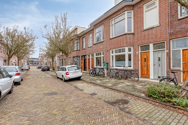 Frans van Mierisstraat 22A, Leiden