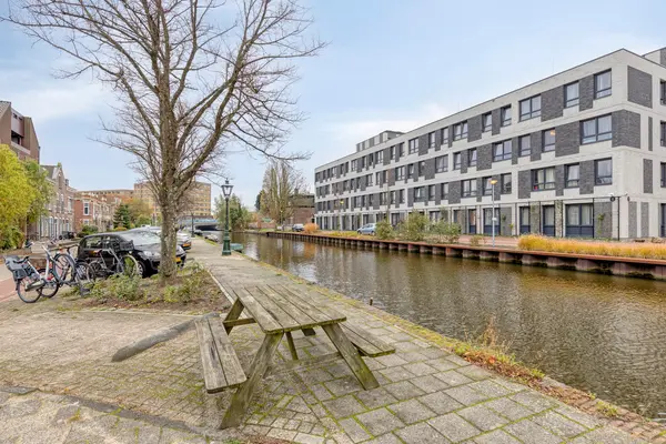 Frans van Mierisstraat 22A, Leiden