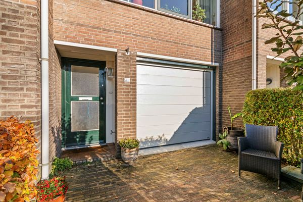 Jan Albert de Gravenlaan 34, Zoeterwoude