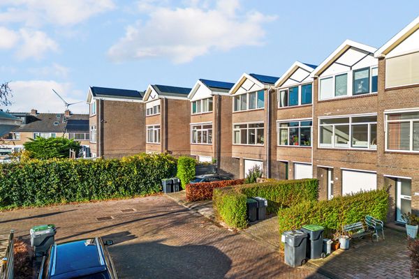 Jan Albert de Gravenlaan 34, Zoeterwoude