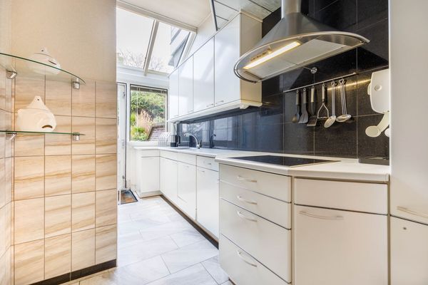 Hoge Rijndijk 237, Leiden