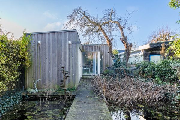 Hoge Rijndijk 237, Leiden