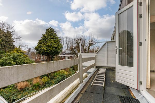 Hoge Rijndijk 237, Leiden