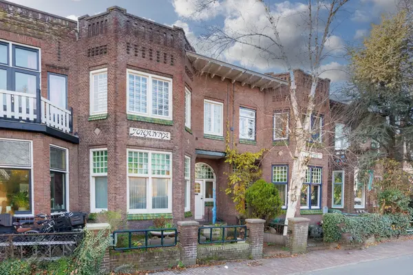 Hoge Rijndijk 237, Leiden