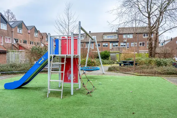 Violiervaart 17, Zoetermeer