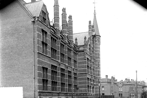 Hugo De Grootstraat 33, Leiden