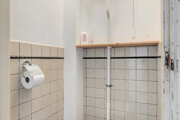 Lusthoflaan 1A, Leiden