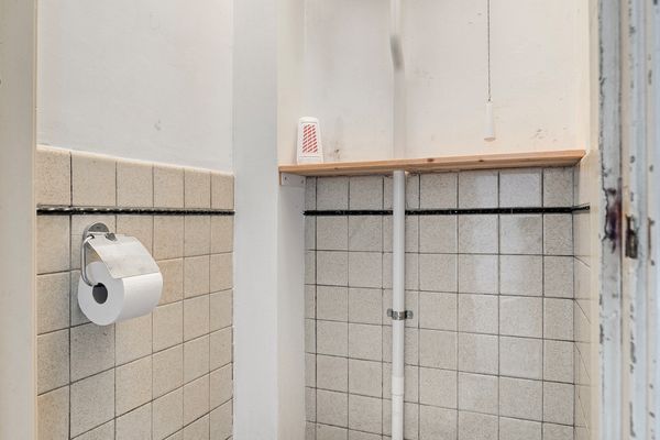 Lusthoflaan 1A, Leiden