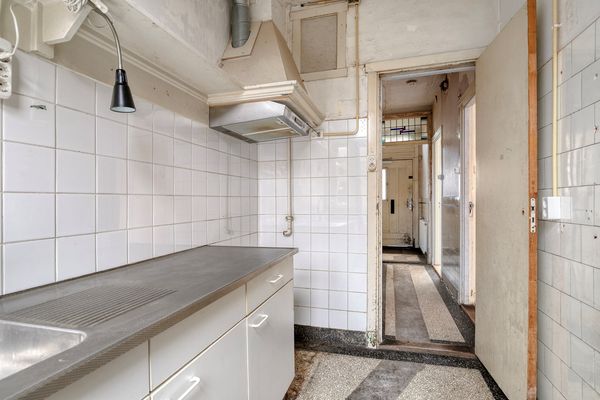 Lusthoflaan 1A, Leiden