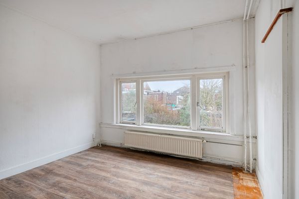 Lusthoflaan 1A, Leiden