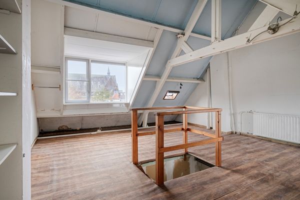 Lusthoflaan 1A, Leiden