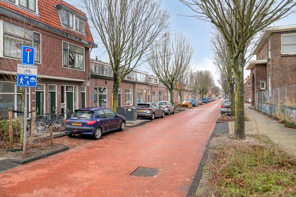 Lusthoflaan 1A, Leiden