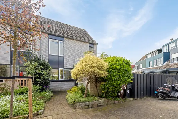 Truus van Lierpad 40, Leiden