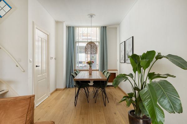 Rijndijkstraat 102, Leiden