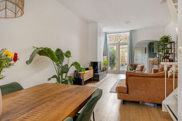 Rijndijkstraat 102, Leiden