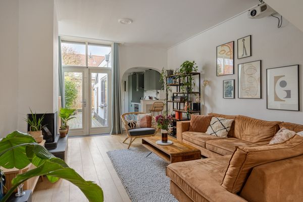 Rijndijkstraat 102, Leiden