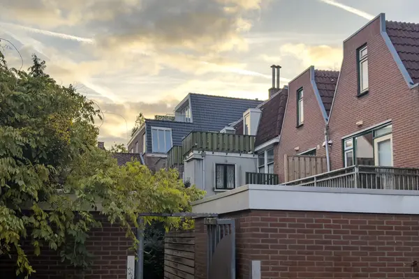 Uiterstegracht 1H, Leiden