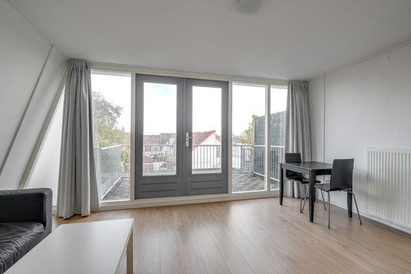 Uiterstegracht 1H, Leiden