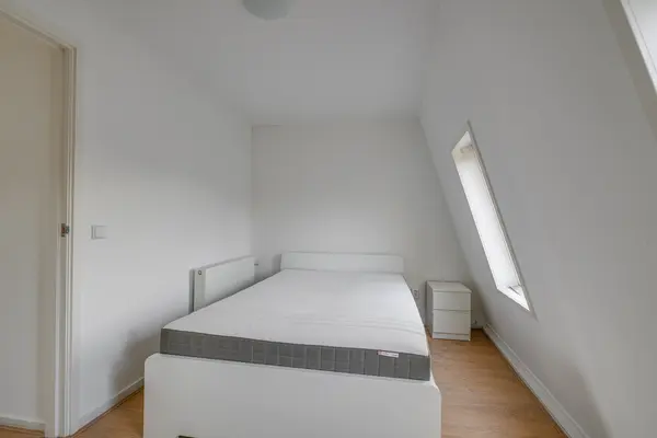 Uiterstegracht 1H, Leiden