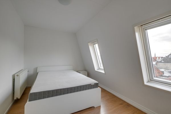 Uiterstegracht 1H, Leiden