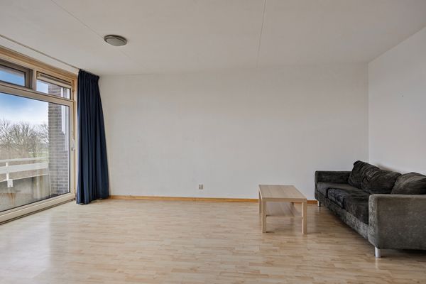 Burgemeester Wapstraat 76, Zoeterwoude